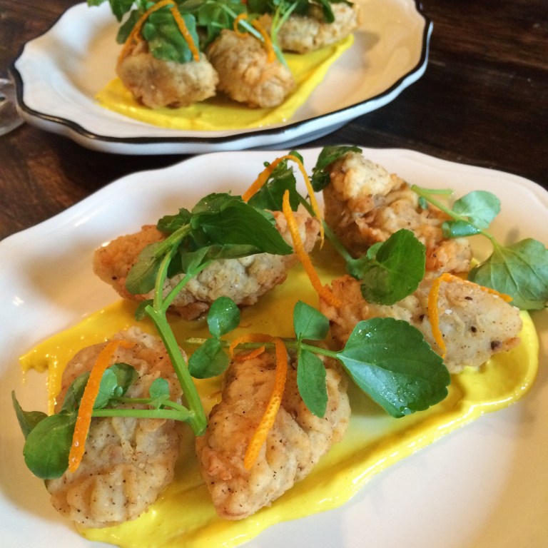 Fried mussels with saffron aioli